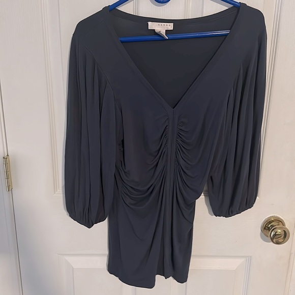 Kenar size M gray top. v neck and ruched. balloon sleeves with elastic - Picture 1 of 11